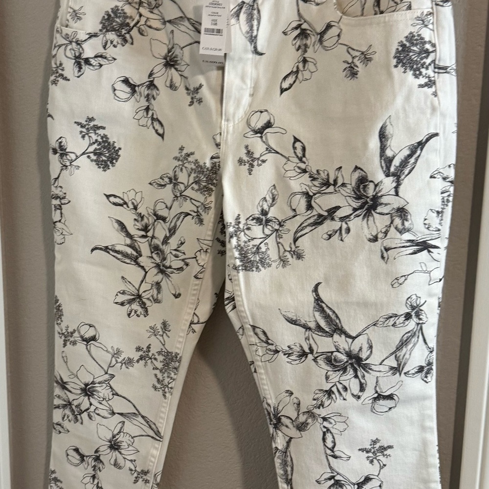 WHBM, Black and White Skinny Jeans with Floral Print